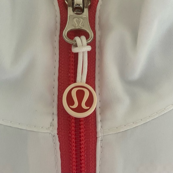 Lululemon Jacket - Picture 3 of 9